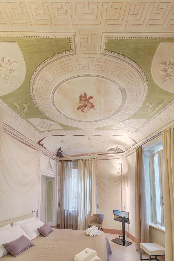 Bed and Breakfast Residenza D'Epoca Le Aquile Siena Exterior foto