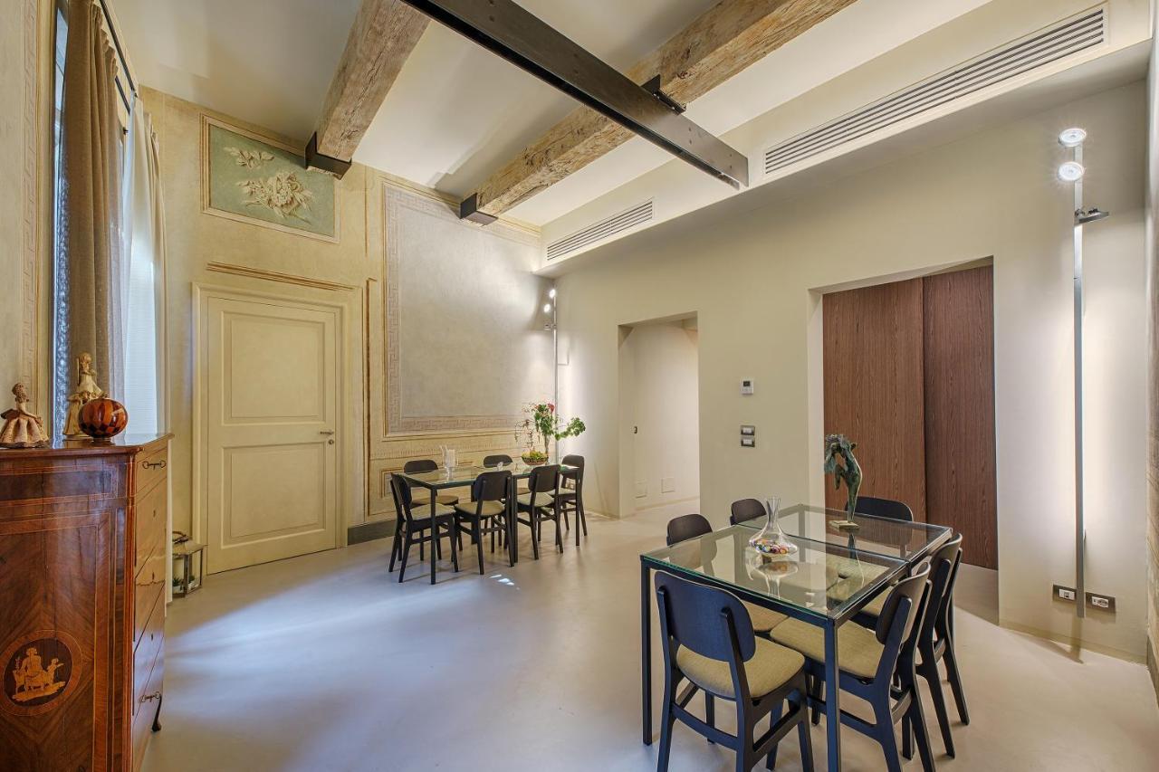 Bed and Breakfast Residenza D'Epoca Le Aquile Siena Exterior foto